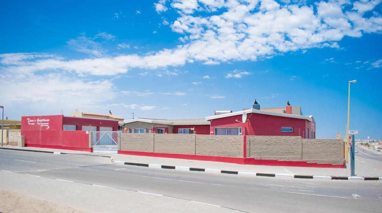 Tina'S Bed And Breakfast Swakopmund Exterior photo