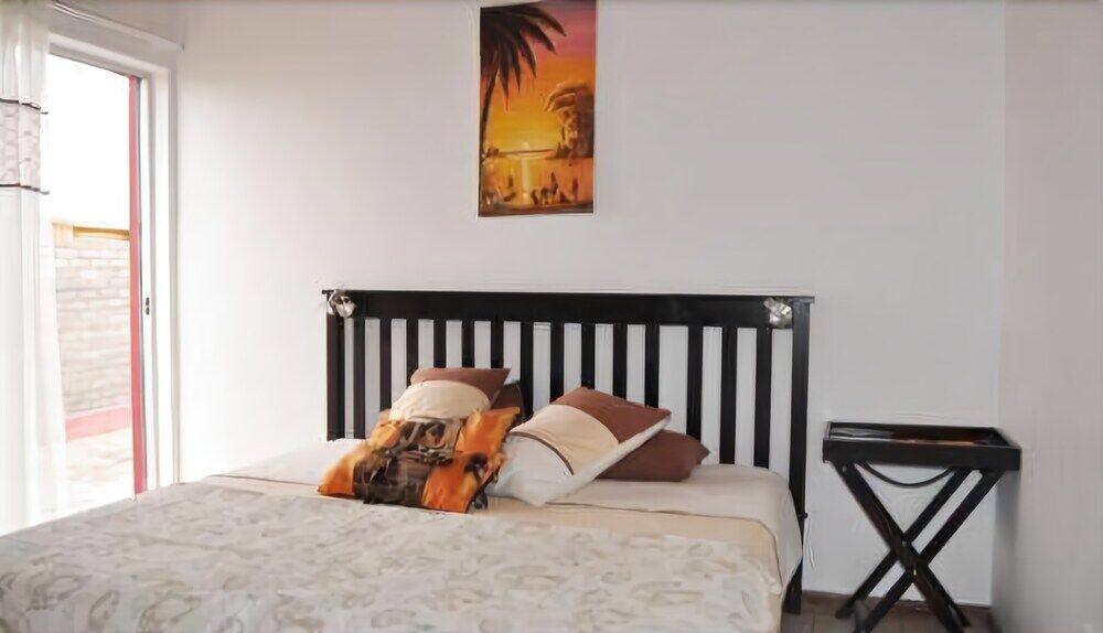 Tina'S Bed And Breakfast Swakopmund Exterior photo