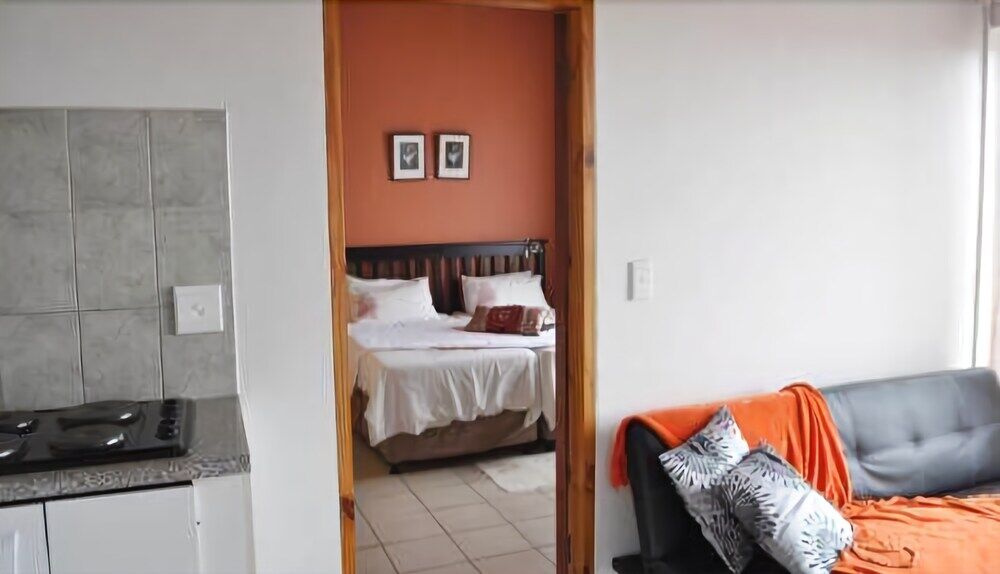 Tina'S Bed And Breakfast Swakopmund Exterior photo