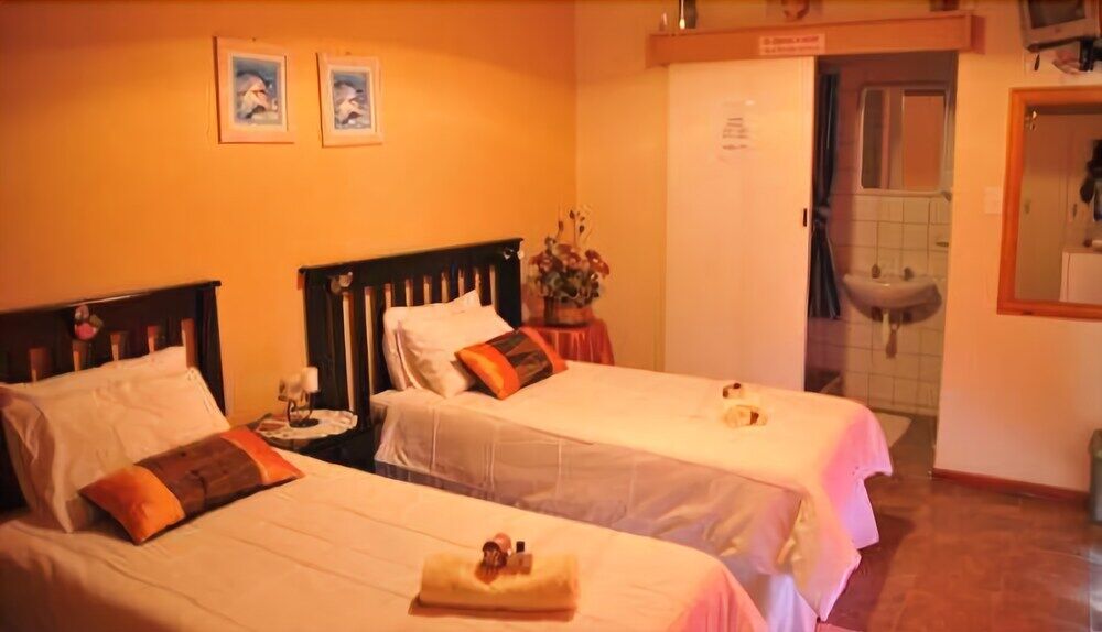 Tina'S Bed And Breakfast Swakopmund Exterior photo